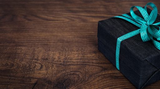 Verzorgde beauty cadeauset met luxe verpakking en producten netjes gepresenteerd in een doos
